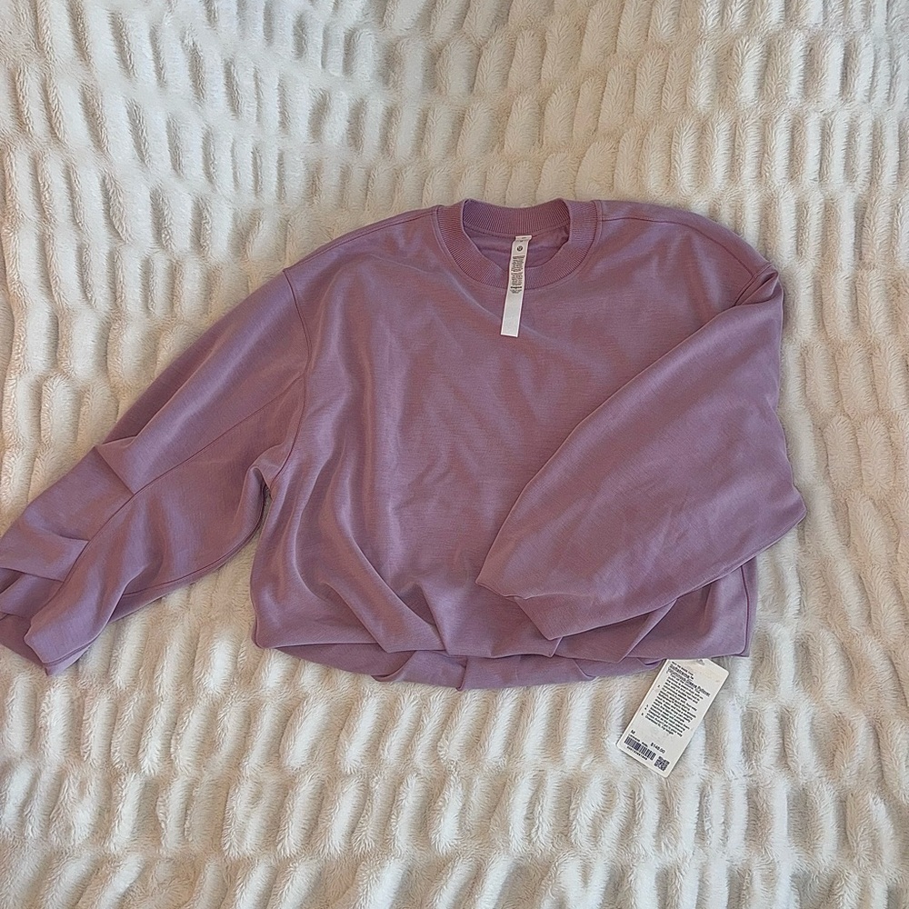 Lululemon Pullover Sweatshirt. NWT